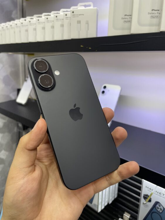 iphone 16 Normal 128 black